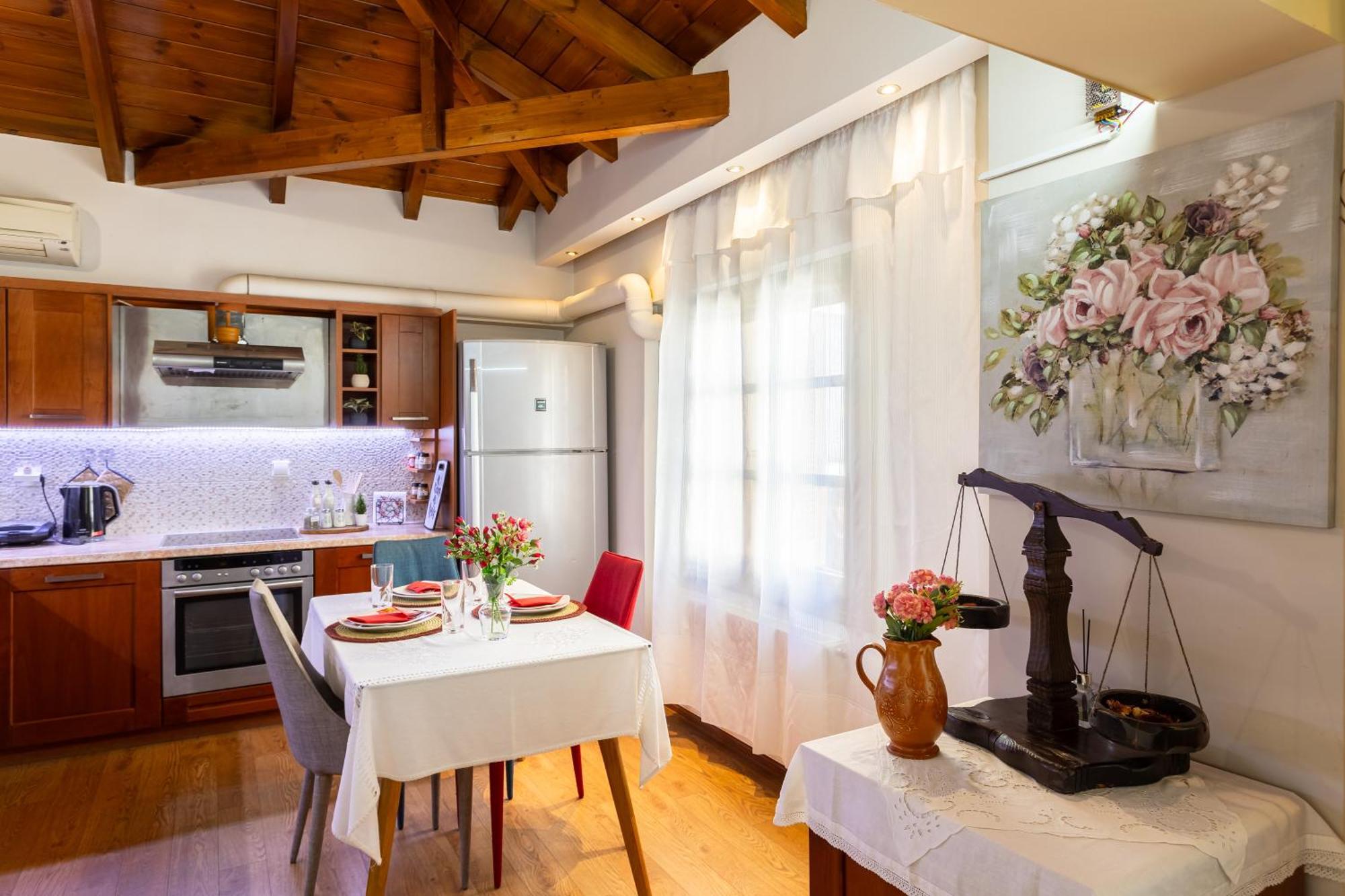 Lito'S Central Gem - Cozy Dream Getaway Calamata Exterior foto