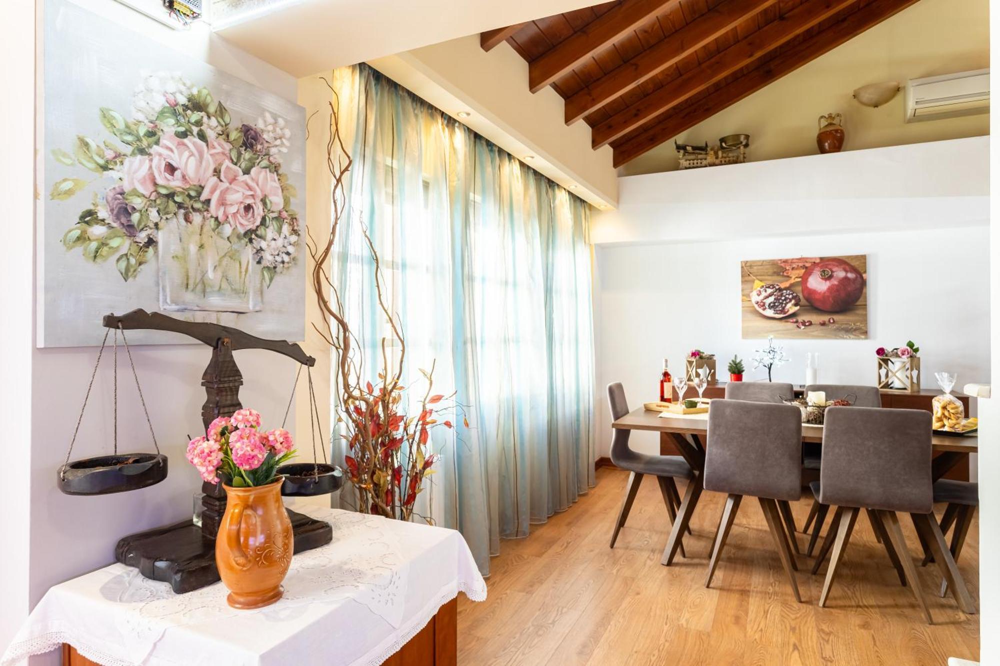 Lito'S Central Gem - Cozy Dream Getaway Calamata Exterior foto